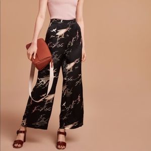 Aritzia Wilfred Baie Pants - Black w. Print